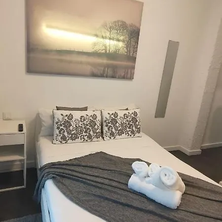 Small And Cozy - G10 3*