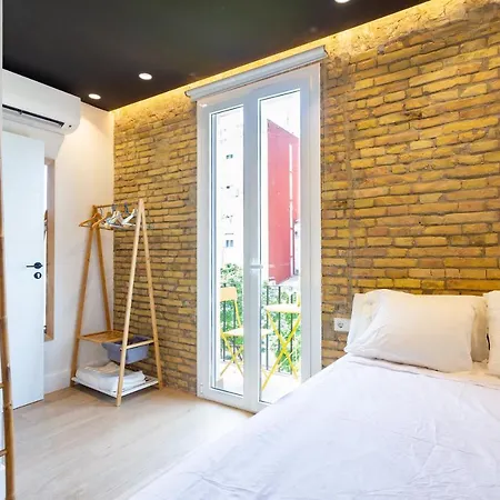 Private Homestay *