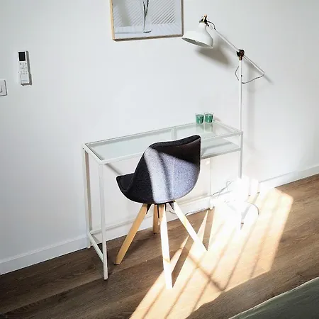 Apartamento En Valencia, Entre El Centro Y La Playa Apartment *