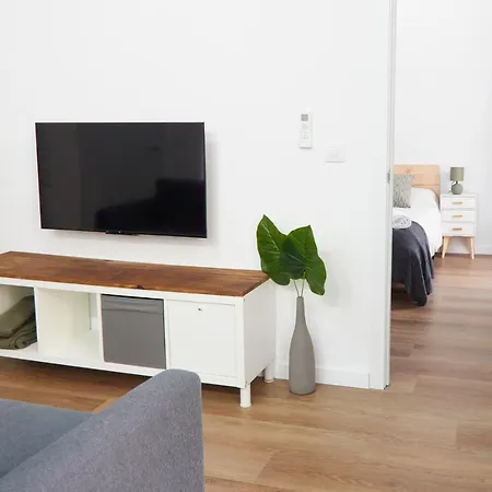Apartamento En Valencia, Entre El Centro Y La Playa * Valencia