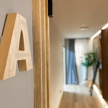 Хостел The Pod Blasco *