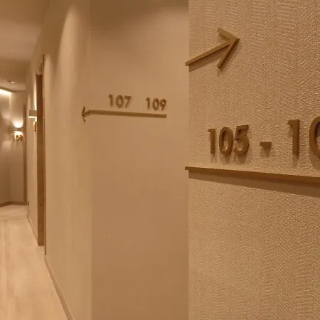 Otel The Valentia Corretgeria 4*