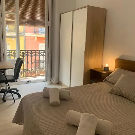 Rest מלון ולנסיה