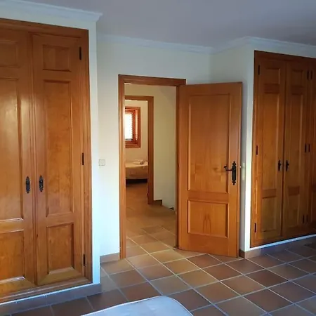 Adosado En La Playa De El Perellonet Con Piscina, Pista Tenis 別荘 *