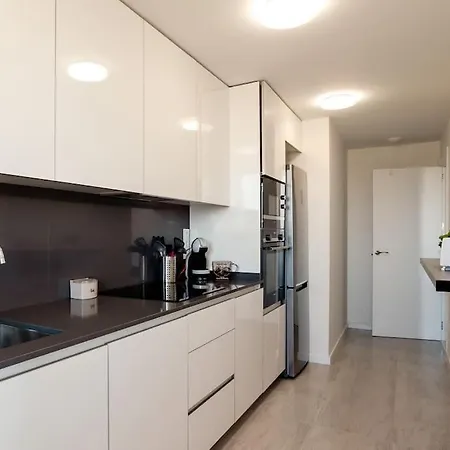 Precioso Apartamento En Residencial Con Piscina バレンシア