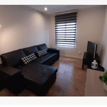 Apartamento Centrico De Diseno En Calle Tres Forques,valencia