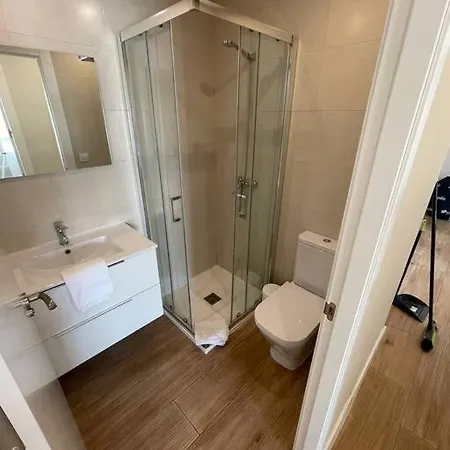Apartamento Centrico De Diseno En Calle Tres Forques,valencia *