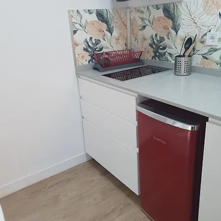 Emely Despacho Loft Port Quarto em Acomodações Particulares