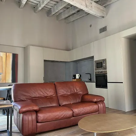 Apartment Plaza De La Merced *