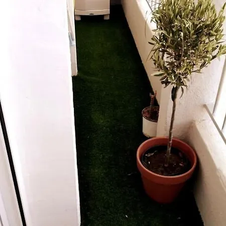 Nautico Junto A La Playa Malvarrosa Walencja