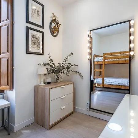 Apartament Central Luxury Flat With Free Parking Walencja