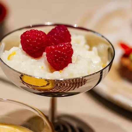 La Novieta Boutique - Adults Only 3*