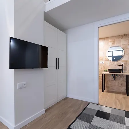 Apartment Loft Petit Noir Ciencias Valencia