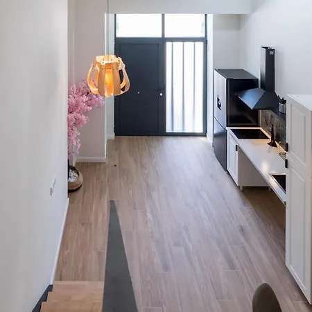 Apartment Loft Petit Noir Ciencias Valencia