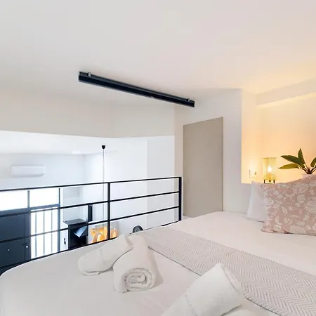 Loft Petit Noir Ciencias Valencia