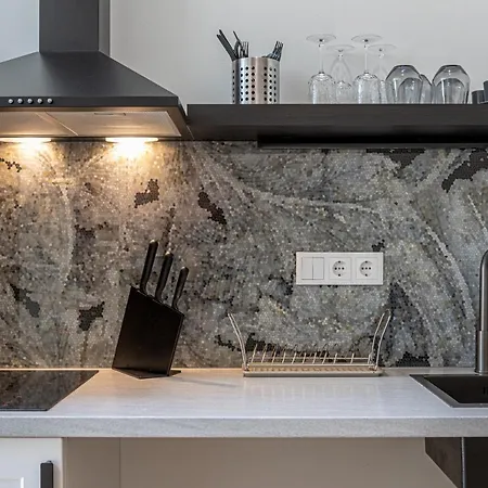 Loft Petit Noir Ciencias Apartment *