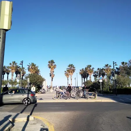 Acogedor Estudio A Metros De La Playa, Con Zonas Comunes Y Terraza 3b * Valencia