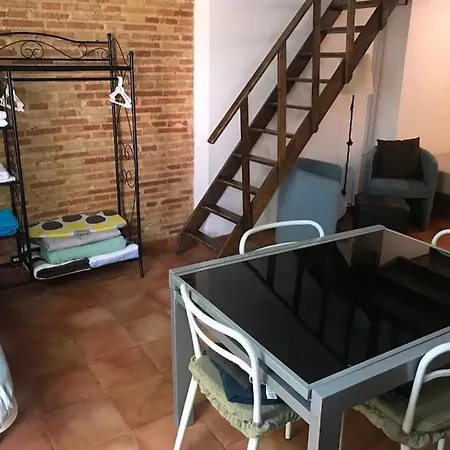 公寓 Iy Loft 1 Up To 5 People - In The Historic Center. *