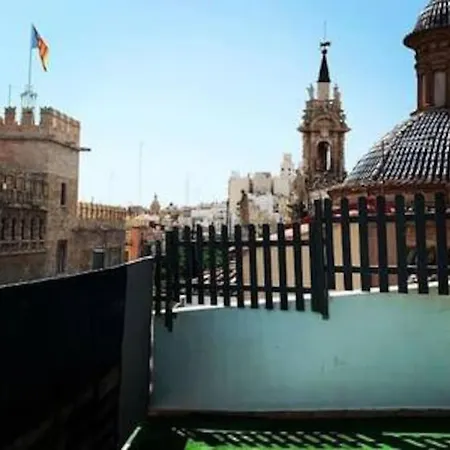 Iy Loft 1 Up To 5 People - In The Historic Center. *