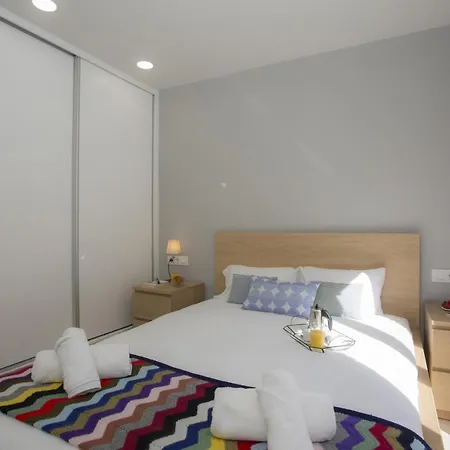 Singularstays Calderon شقة *