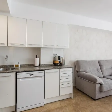 Appartamento Piso Familiar Cerca Del Centro, Ac Y Wifi Gratis