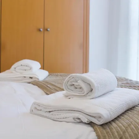 Piso Familiar Cerca Del Centro, Ac Y Wifi Gratis *