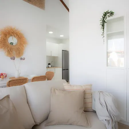 Singularstays Vivons Apartman *