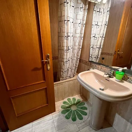 Daire Piso Completo Cerca De La Estacion Del Ave Valensiya