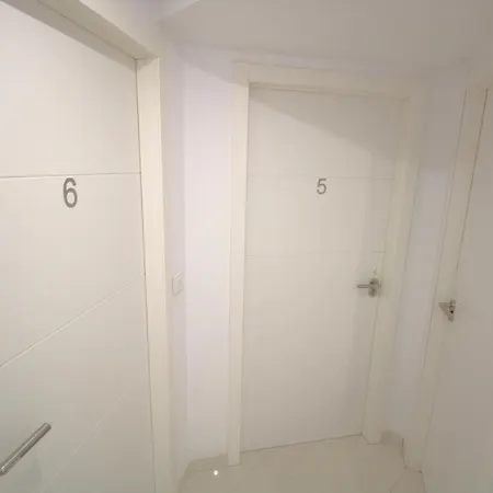 Privadas A Un Paso De Ruzafa Konukevi Valensiya