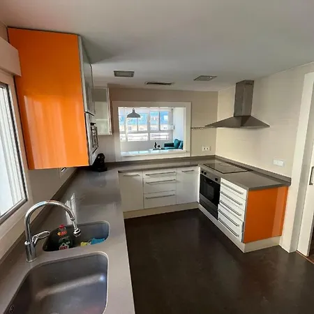 Amplio Y Moderno Piso A 10 Minutos De La Playa Y Centro 公寓 *
