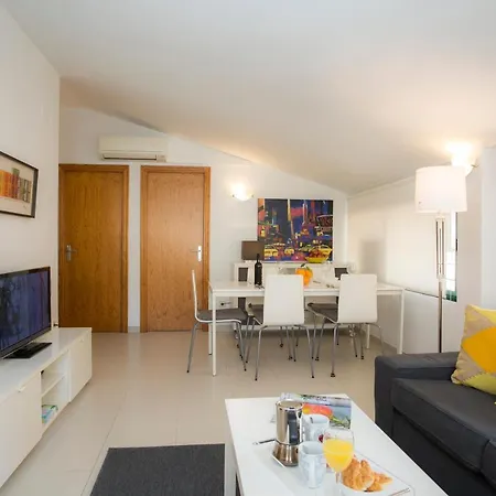 Apartment Singularstays Veronica Ii *