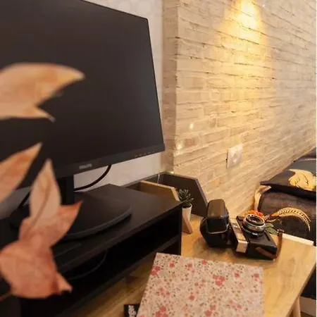 Ra - Stylish Loft - Walk To The Of *