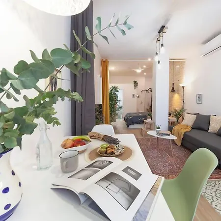 Ra - Stylish Loft - Walk To The Of Apartment Valencia