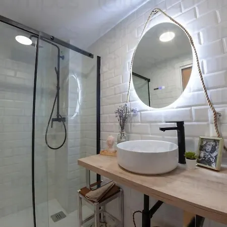 Ra - Stylish Loft - Walk To The Of Apartment Valencia