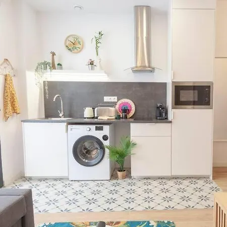 Rb - Urban Loft Retreat, Comfort & Good Location Walencja