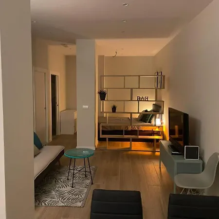 Moderno De 70 Metros A 300 Metros De La Playa * Valensiya