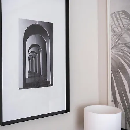 & Co. J. Botanico Boutique 3* ולנסיה