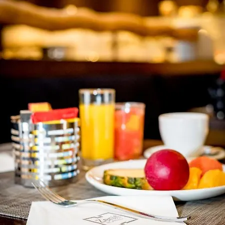 Zenit Hotel