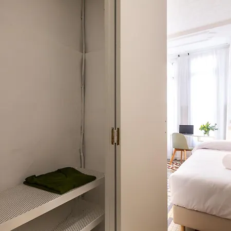 Alicante By Moontels Pensionat Valencia