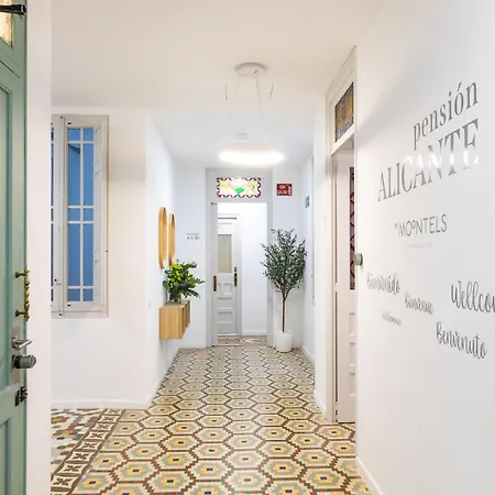 Gæstehus Alicante By Moontels Valencia