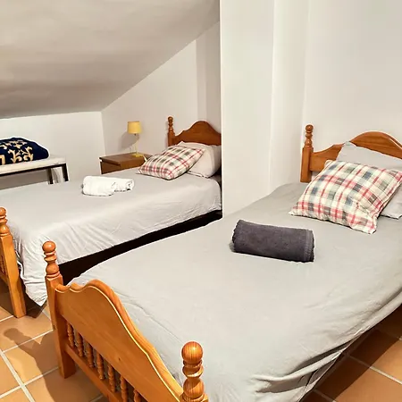 Adosado En La Playa De El Perellonet Con Piscina, Pista Tenis 別荘 バレンシア