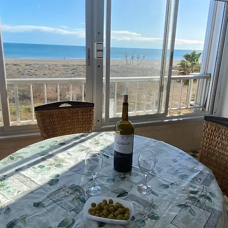 Apartamento Primera Línea De Playa