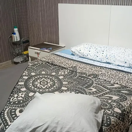Homestay Detras Del Puerto Valencia