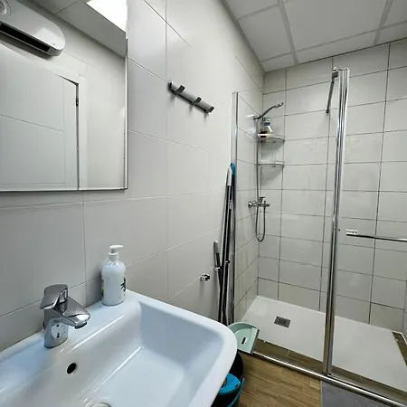 Lliri 32 Apartment