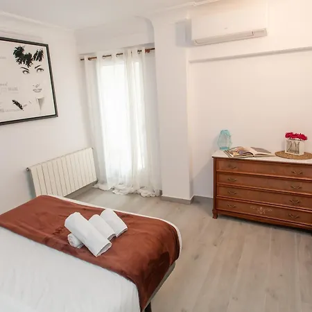 Apartment Tranquilo Apartamento Centrico En Plaza Cisneros