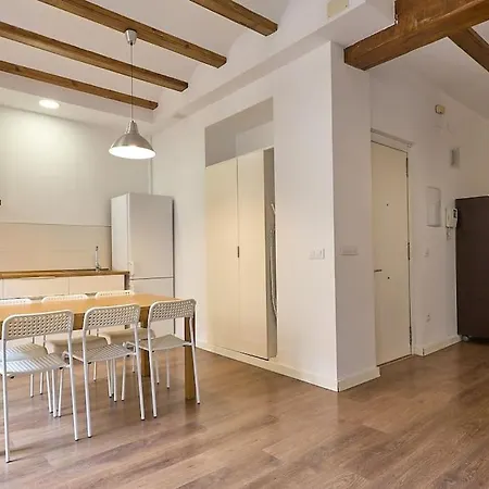 Apartamento Minimalista En Matemático Marzal