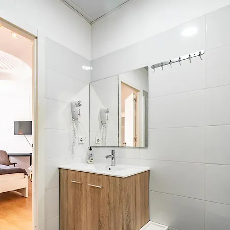 Guest house Versus *