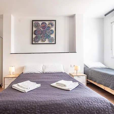 Versus Guest house *