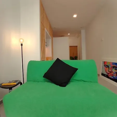 Apartment Acogedor Loft En Valencia_ Calamochaa *