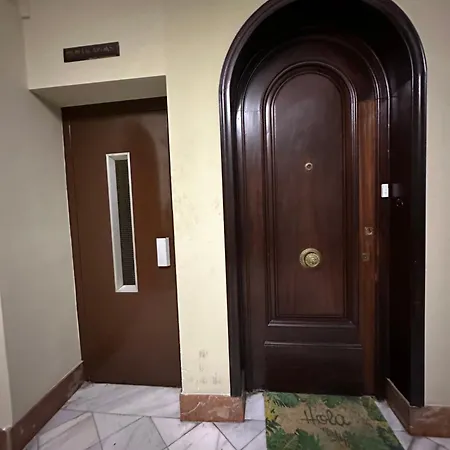 Mirador 1 Del Mercado - Con Bano Privado En El Centro De La Ciudad Vella Проживание в семье